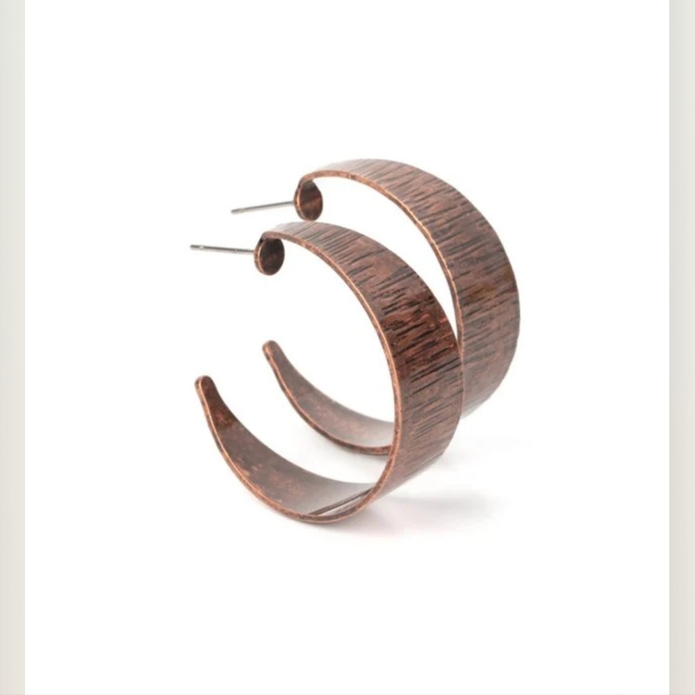 Lecture On Texture Copper Hoop EARRINGS